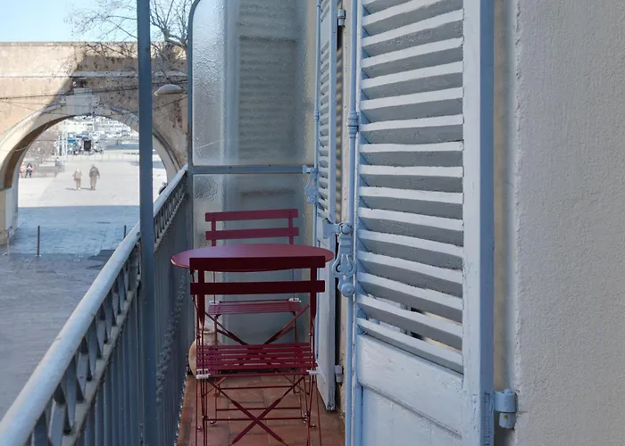 Apartamento L'élégance à , Central, 1 Min De La *